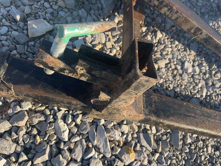 Loader Bucket Mounted Pallet Forks, 45” Long