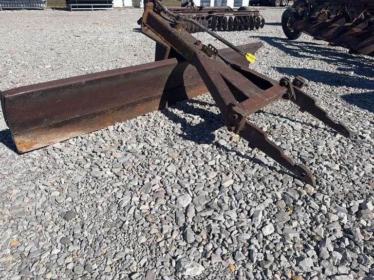 8’ Fast Hitch Blade