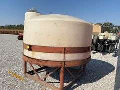 Funnel Bottom Plastic Tank LST 1650, Sits in Steel Frame,