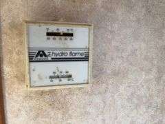 (TITLE) Auction Clerking Trailer, 2000 Model, Star Fire, Clerking Window/ Counter On Both Sides, Air Conditioner Needs Work, Lights Work,Bathroom And Propane Furnace, Storage Cabinets, Clean Low Mile Trailer. Good Tires, No Water Leak Marks On Ceiling, Electric Jack, 2 5/16 “ Ball Hitch