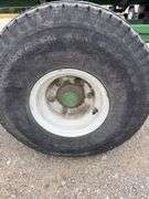 Unverferth Header Transport, Good Tires, Straight and Excellent General Appearance,  Came In With Lot 67,  John Deere 35’ Head.