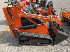 Unused Wuxi Landhero Mini Skid Steer Loader, Model # LDH-T460, 23 HP Gas Engine, Dumping Height 60”, Rubber Tracks 7” wide, 39” Wide Quick Attach Smooth Bucket, Remote Hydraulics on Loader Arms,