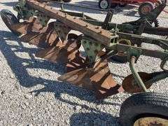 John Deere 4-14 Pull Type Plow, 2 tires hold air and 1 doesn’t hold air, no hydraulic cylinder,