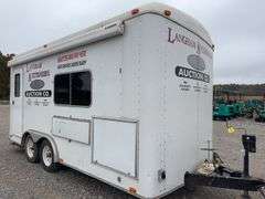 (TITLE) Auction Clerking Trailer, 2000 Model, Star Fire, Clerking Window/ Counter On Both Sides, Air Conditioner Needs Work, Lights Work,Bathroom And Propane Furnace, Storage Cabinets, Clean Low Mile Trailer. Good Tires, No Water Leak Marks On Ceiling, Electric Jack, 2 5/16 “ Ball Hitch