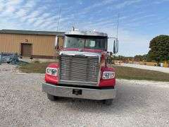 (TITLE) 2011 Freightliner SD Coronado, Title in Hand, Bought it Brand New, DD 13 Detroit Engine, 450Hp, 654,060 miles, Eaton 10 Speed Transmission , AC/Ht work, AM/FM CD, Eaton Fuller Transmission, Power Windows/Locks, 11R 24.5 Tires, 8 Aluminum Rims,191” Wheelbase, Full Lockers, DEF Deleted, Maintenance Records from 1/2/2020 to now see pictures below,Tires are in Good Condition, Cab is in Great Condition, Very Clean Semi,