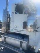(TITLE) State of Arkansas Title; 2009 Freightliner FLD 120 SD Road Tractor,225”Wheel Base, 3.91 Gear Ratio, Electric Mirrors, Cruise Control, Tractor ABS Light On, Windshield Is Cracked, Starts And Runs With No Issues,DM 460 LA Mercedes Diesel Engine, Inline 6 Cylinder, 366,XXX Miles( Odometer And ECM Match On Mileage) Dual Line  Wet Kit, New 11R 24.5 Tires, (8) Aluminum Rims, Air Slide 5 th Wheel, Eaton 10 Speed, New Air Lines And Dryer, Nice Pre DEF Truck