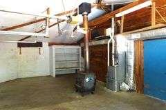 Home & Improvements on 34 +/- Acres in Montgomery County, Illinois