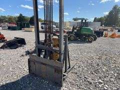 Fork lift Attachment, Skid Steer Quick Attach, Hydraulic Post Hole Diggers, No Auger Bits, Capable of Digging 14’deep,m