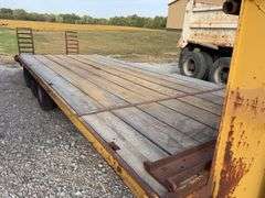 (TITLE) 24’ Gooseneck Trailer, 15 Ton Capacity, Triple Axles Estimated 5 Ton Each, Tires have 40% tread left, tires do hold air, Wood deck is in decent Shape, 2 fold down ramps, 8’ wide deck,