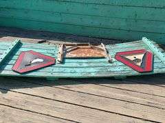 John Deere Wood Wagon, Hydraulic Dump w/ Cylinder, 24” Side Boards, 14’ long x 7’ wide, Front Side Board Has Broken Boards, Back Side Board is warped, Worn Tires That Hold Air.