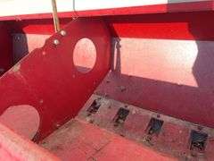 International 510 Drill, 18 Flute  X  7” spacing, Marking Tires in Good Condition, Hydraulic Lift Cylinder, Inside of Box is Clean,