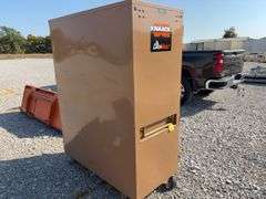 Knaack Data Vault, Caster Wheels, Upper Compartment, Lower Compartment, Printer/Copier, Large Screen.