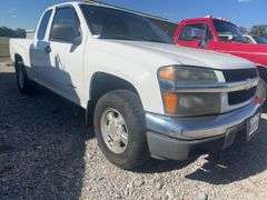 (TITLE) 2004 Chevy Colorado Pick Up, Extended Cab, Automatic Transmission, Power Windows, Passenger Window Won’t Roll Down, 183, 331 Verified Miles, 2 WD, Delta Aluminum Tool Box, Starts Easily, Driven In From 120 miles, 3.5 Liter V6 Engine, Idles Smooth, Front Tires 60%, Rear Tires 20%, Normal Dings From 20 years Of Use, Some Rust On Rear Rocker Panel (Pictured)
