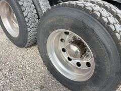 (TITLE) 2011 Freightliner SD Coronado, Title in Hand, Bought it Brand New, DD 13 Detroit Engine, 450Hp, 654,060 miles, Eaton 10 Speed Transmission , AC/Ht work, AM/FM CD, Eaton Fuller Transmission, Power Windows/Locks, 11R 24.5 Tires, 8 Aluminum Rims,191” Wheelbase, Full Lockers, DEF Deleted, Maintenance Records from 1/2/2020 to now see pictures below,Tires are in Good Condition, Cab is in Great Condition, Very Clean Semi,