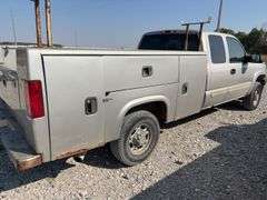 (TITLE) 2005 Chevrolet C2500 HD, 4 Door, 2 Wheel Drive, 140,267 Miles, Automatic, Knapheide Tool Box all Tool Box Doors Need Work, Rust on Lower Panels on Side of Truck, Bottom Sides of Tool Box Have Rust, Tires are Worn, Cloth Interior, Hole in Driver Seat, AC/Heat unknown Condition Vent selector Switch doesn’t Work, AM/FM/CD, No Backseat, Power Windows and Locks, Cruise Control,