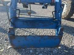 Ford 5600 Diesel Tractor, 5500 Hrs, 2 Owner Local Tractor, Used Mainly On Grain Auger. 4 Cylinder Engine, Sells With Loader