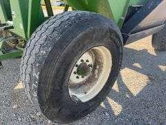 Brent By Unverferth 540 Gravity Wagon, Lights, Surge Brakes, Adjustable Tongue, Chute Light, 425/65R22.5 Rubber On (8) Hole Rims, Consignor States It Sat At The Bin To Catch Grain For The Auger. Heavy Duty Wagon With No Cracks Or Non Factory Welds. Mike Shelton 217 825-7092