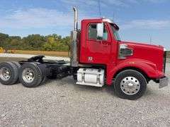 (TITLE) 2011 Freightliner SD Coronado, Title in Hand, Bought it Brand New, DD 13 Detroit Engine, 450Hp, 654,060 miles, Eaton 10 Speed Transmission , AC/Ht work, AM/FM CD, Eaton Fuller Transmission, Power Windows/Locks, 11R 24.5 Tires, 8 Aluminum Rims,191” Wheelbase, Full Lockers, DEF Deleted, Maintenance Records from 1/2/2020 to now see pictures below,Tires are in Good Condition, Cab is in Great Condition, Very Clean Semi,