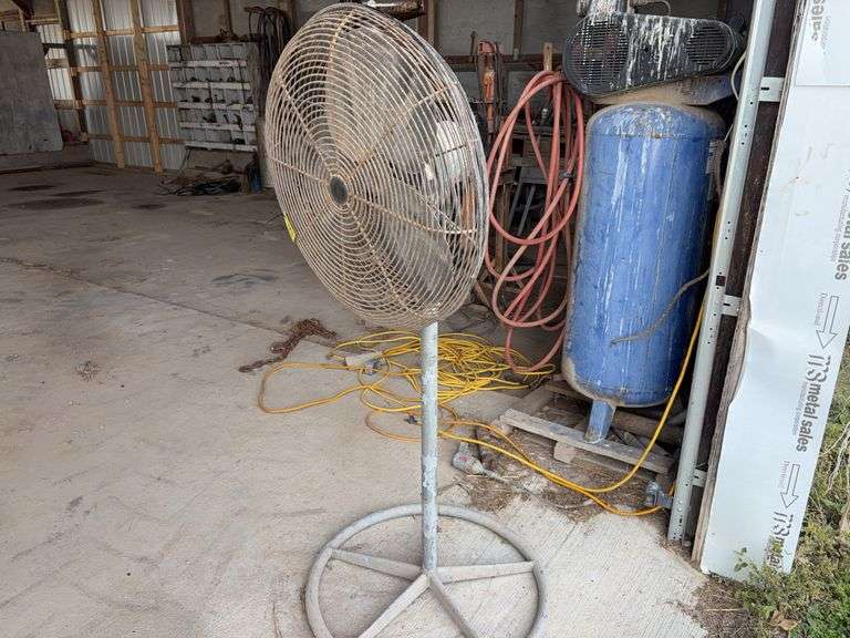 Dayton Model LR2459 Pedestal Fan, 1/4 hp, 24 “ Dia., Does Run, 64” Tall