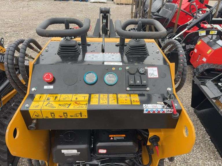 Unused AGT MX-MRT14, Compact Track Loader, 15HP, Gasoline Engine, 7” Wide Rubber Tracks, Quick Attach, 31” wide Bucket, Headlights, Hydraulic Hookups on Boom,