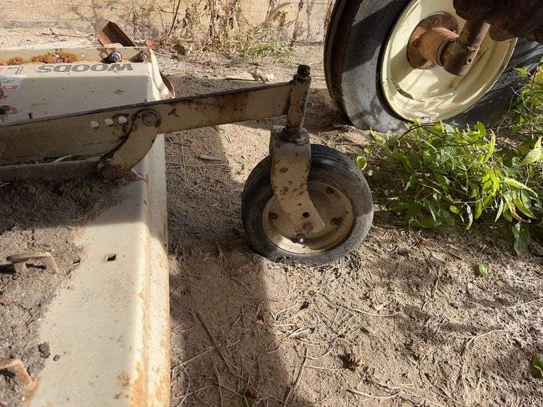 Allis Chalmers WD, Parts or Project, Woods L306 Belly Mower, Been Sitting Inside, Used To Mow Around Farmstead, Has 4-Bolt Wide Front Axle, WD45 Intake and Carb.