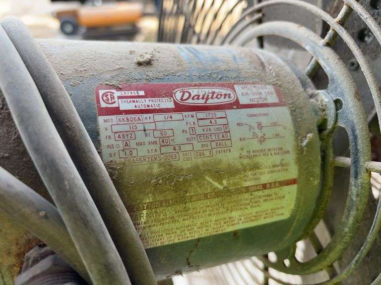 Dayton Model LR2459 Pedestal Fan, 1/4 hp, 24 “ Dia., Does Run, 64” Tall