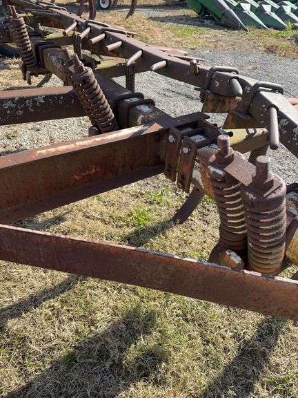 11 Shank Mounted  Chisel  Plow , 2” Twisted Points, Harrow Evener