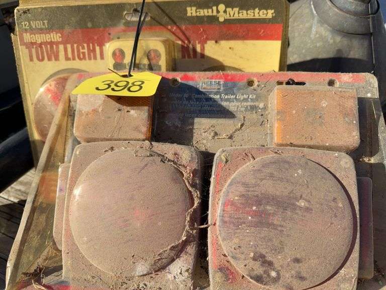 Unused Magnetic Tow Lights, Combination Trailer Light Kit