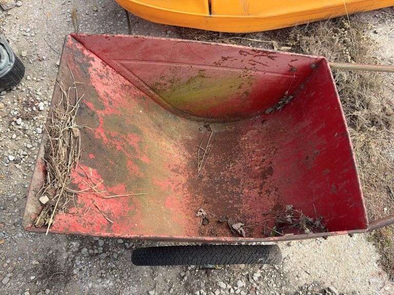 Metal Yard Cart w/ Bicycle Tires, Tires are Flat