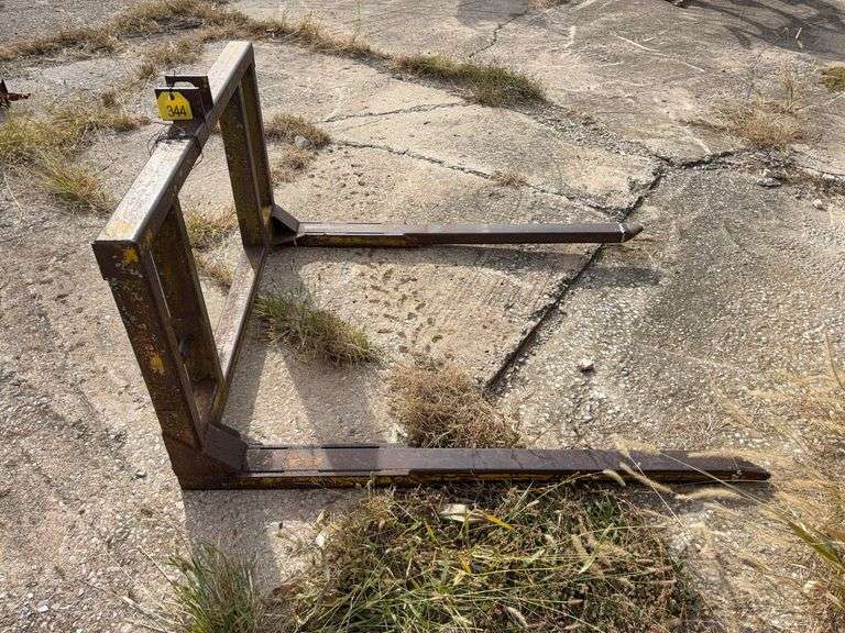 3pt Bale Forks, 5’ Forks