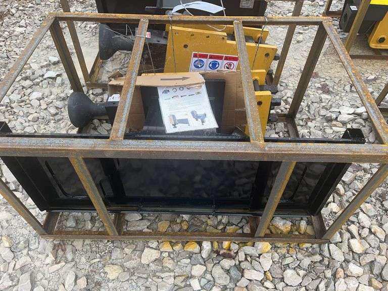 Unused AGT Hydraulic Hammer, Model PD680-PZ, 500-900 Blows Per Minute, 680ft lbs, 40-70 Working Flow Rate, 200mm Chisel Diameter, Universal Plate