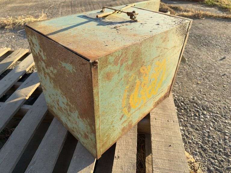 Garber Seeder,Metal Hopper, PTO Driven