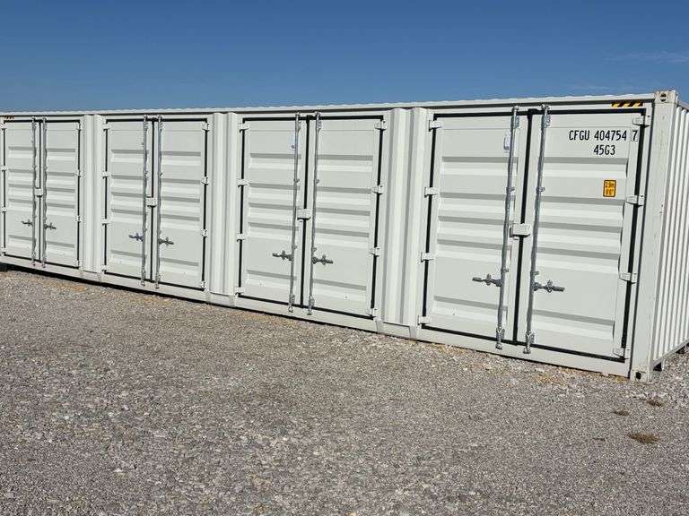 40’ AGT 4 Side Doors and 1 Back Door Container, 40' long x 8' wide,
1 ea. Back Doors measuresds 102" tall X 92" wide,
4 ea. Side Doors  measures  98" tall X 92" wide,
inside dimension 89” wide,
Tie down anchors on inside of container,
Minor floor scratches on inside, minor wall scratches and dents, 
All doors have weatherstripping, 
1 time use,
Has vents on side walls, 
Container # CFGU4045035
