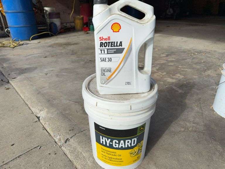 John Deere Hy-Gard Oil, 3/4 Full, Gallon Rotella SAE 30 Engine Oil