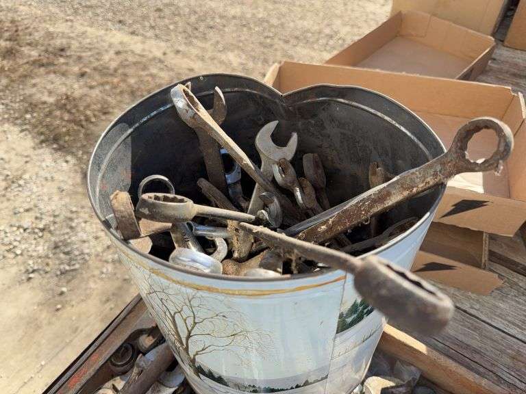 Open End And Combination Wrenches, Pipe Wrench And Socket Sets