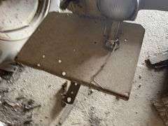 Minneapolis Moline Model R Tractor, Engine Free, Rear Tires Hold Air But Are Cracked, Front Tires Are Flat, No Battery, Parts or Project, Key Included