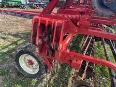 Unverferth Rolling Harrow 220, 26’ Wide, Good Spikes and Good Baskets, Tires in Pretty Good Condition only Slight Cracks, Nice Piece