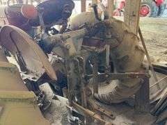 Massey Ferguson 85, Serial # RGM802322, Parts or Project, Front Tires Dry Rotted, Back Tires Hold Air, Wide Front, 540 PTO, 3 pt Hitch, 1 set remotes,