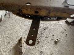 Minneapolis Moline Model R Tractor, Engine Free, Rear Tires Hold Air But Are Cracked, Front Tires Are Flat, No Battery, Parts or Project, Key Included