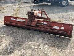 Rhino 900 3 Point Blade, 2 Adjustable Pivot Points to Adjust Same Angle, 9’ Wide, Good Edge, Heavy Blade, Category 1 & 2 Hook Ups, Nice Blade, Reversible