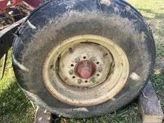 Unverferth Rolling Harrow 220, 26’ Wide, Good Spikes and Good Baskets, Tires in Pretty Good Condition only Slight Cracks, Nice Piece