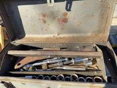 Craftsman Metal Tool Box, Assorted 3/8 “ Sockets