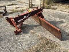 Rhino 900 3 Point Blade, 2 Adjustable Pivot Points to Adjust Same Angle, 9’ Wide, Good Edge, Heavy Blade, Category 1 & 2 Hook Ups, Nice Blade, Reversible