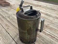 2 Gallon Bottom Drain Oil Can, Drain does Work,