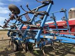 DMI Tiger-Mate Field Cultivator, S/N 621165 , 22’ W/ 2 1/2’ Wings, 27’ Complete Width, 3 Tine Harrow, Rear Tongue And Hydraulic Couplers, Walking Tandems On Main Frame.