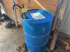 50 Gallon of Chevron 1000 Hydraulic Fluid in Barrel, Manual Pump