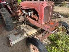 Allis Chalmers WD, Parts or Project, Woods L306 Belly Mower, Been Sitting Inside, Used To Mow Around Farmstead, Has 4-Bolt Wide Front Axle, WD45 Intake and Carb.