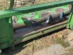 John Deere 643 Row Corn Head, Oil Bath, Ear Savers, Rebuilt 3 years ago-Chains, Sprockets, Deck Plates, Chain Tighteners, Field Ready