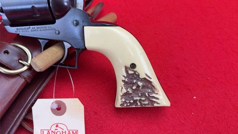 New Model Super Blackhawk 44 Mag