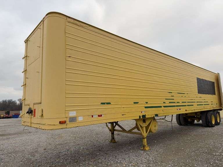 Great Dane 48’ Semi Refer Trailer, NO TITLE, One Bad Tire, Doors On Side, Good Aluminum Floor, Dry Inside, Storage Shelves,